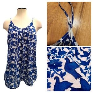 2/$10 Boho top with crocheted birds